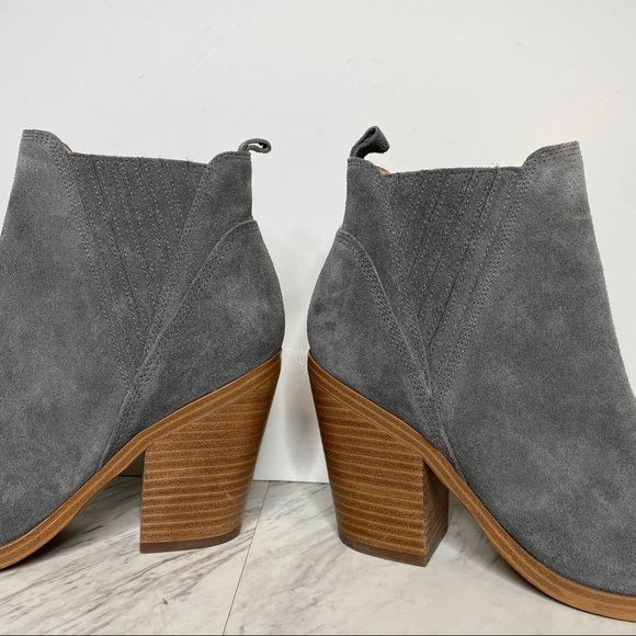 New! Marc Fisher Gadri Gray Suede Bootie 9M - Picture 7 of 13
